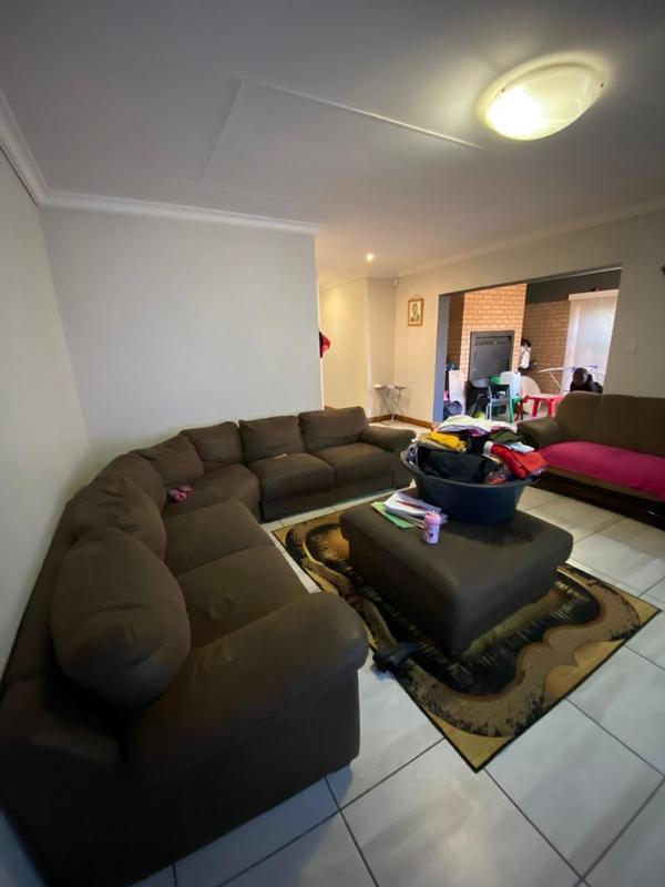 To Let 3 Bedroom Property for Rent in Baillie Park North West